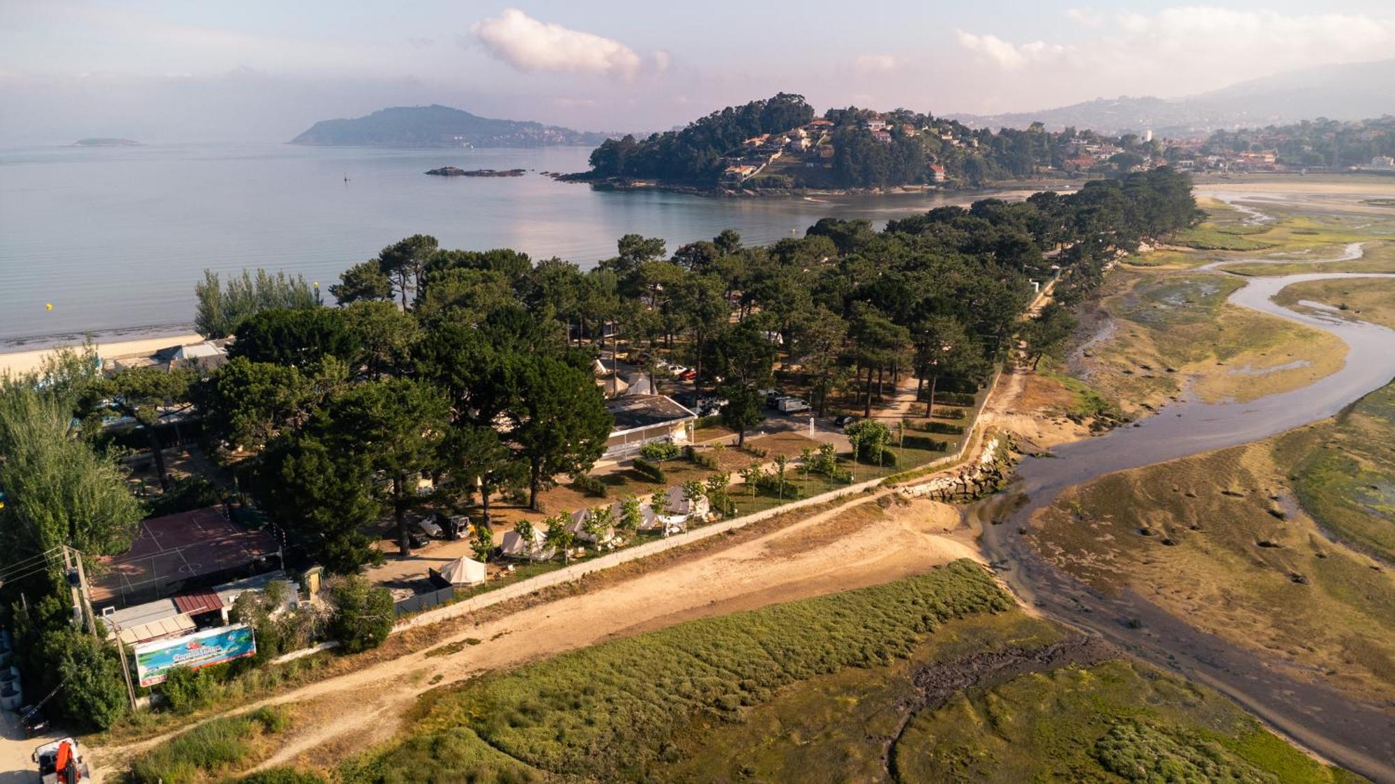 Kampaoh Bayona Playa Hotell Baiona Exteriör bild
